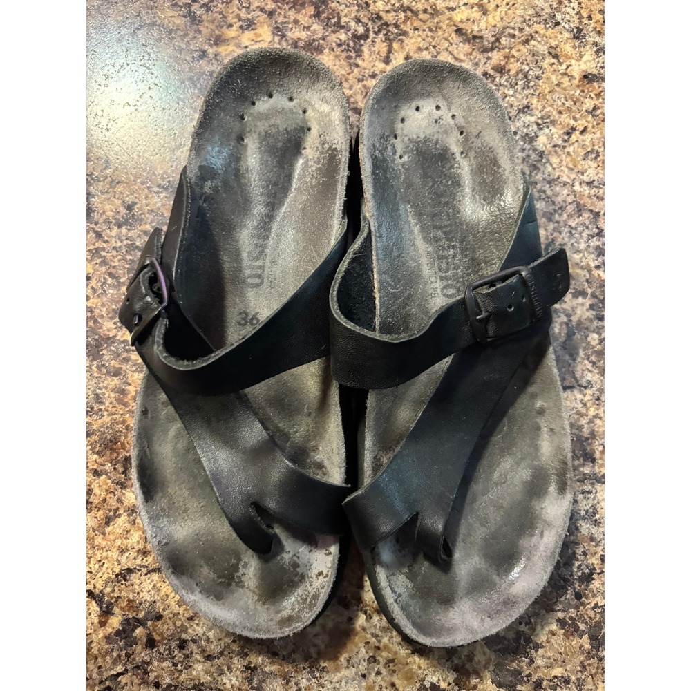 Mephisto Helen Black Leather Buckle Thong Sandals Womens Size 36 US 6 - Picture 1 of 7